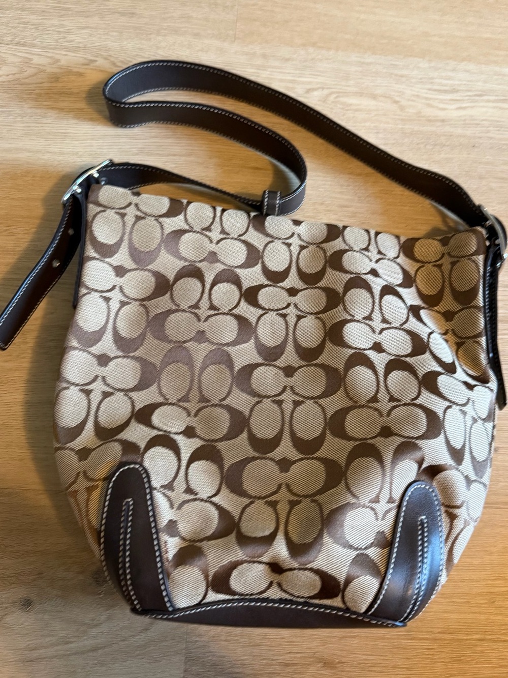 Coach Vintage Jacquard with Leather Bucket Bag - Picture 2 of 5